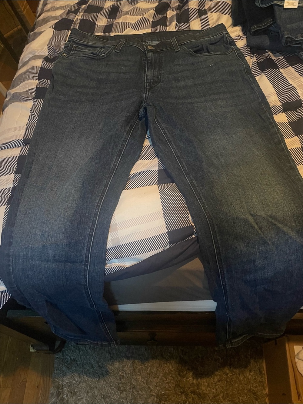 Levi’s Classic Straight Leg Dark Wash Jeans Size 35x34